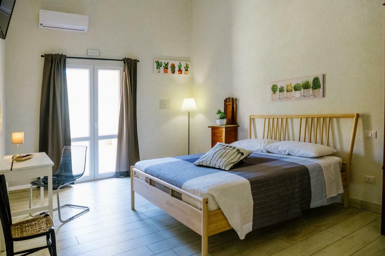 Ciatu Miu Hotel Noto Bagian luar foto