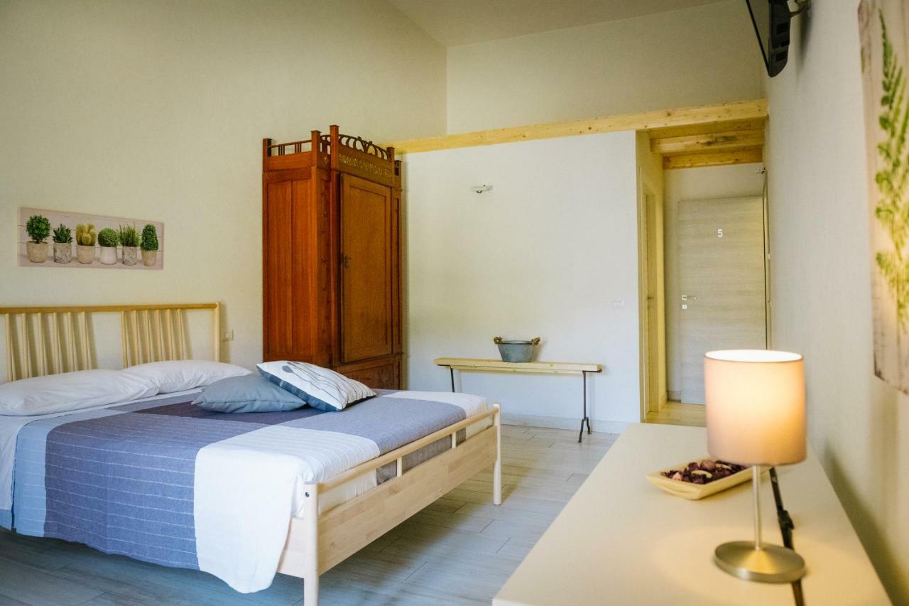 Ciatu Miu Hotel Noto Bagian luar foto